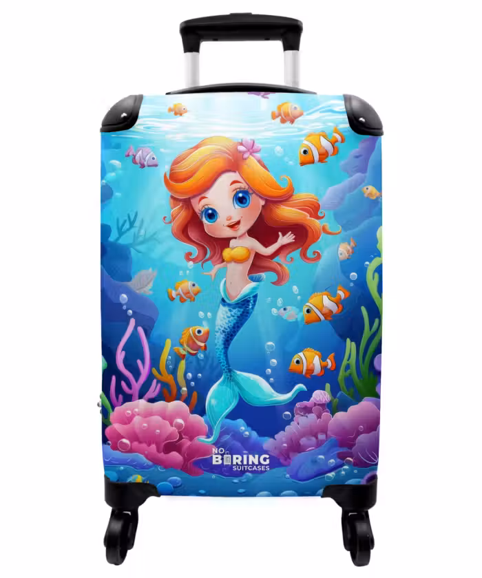 Suitcase - Olivia underwater