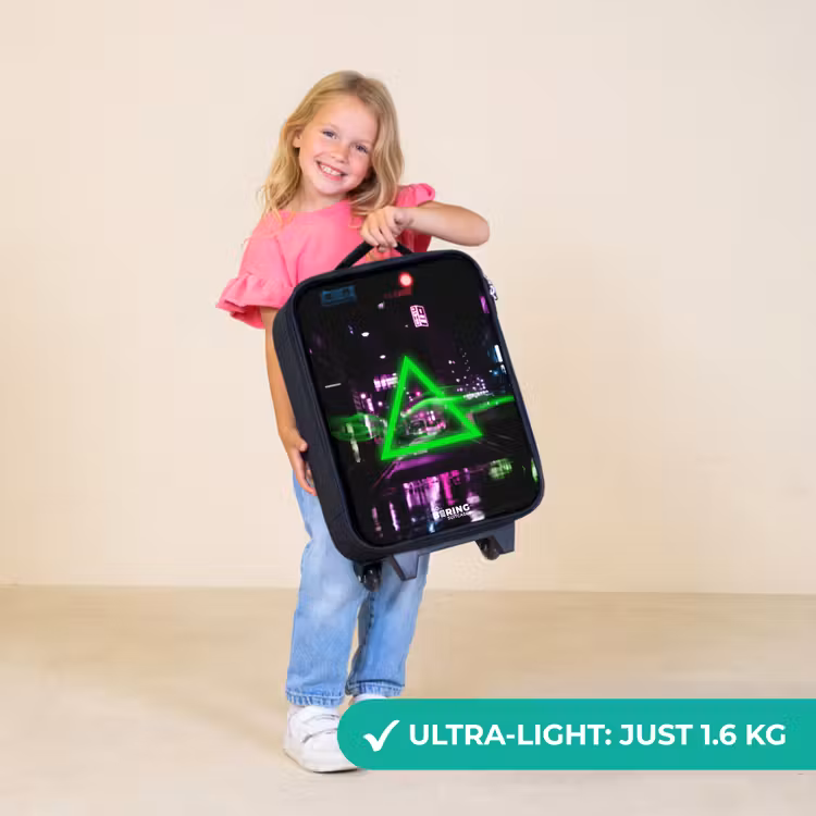 Children's suitcase - Bright green triangle over a city street — 5