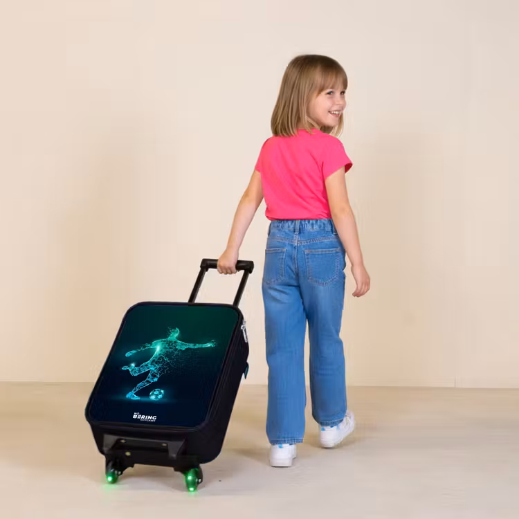 Children's suitcase - Soccer player forcefully kicks in digital form — 2