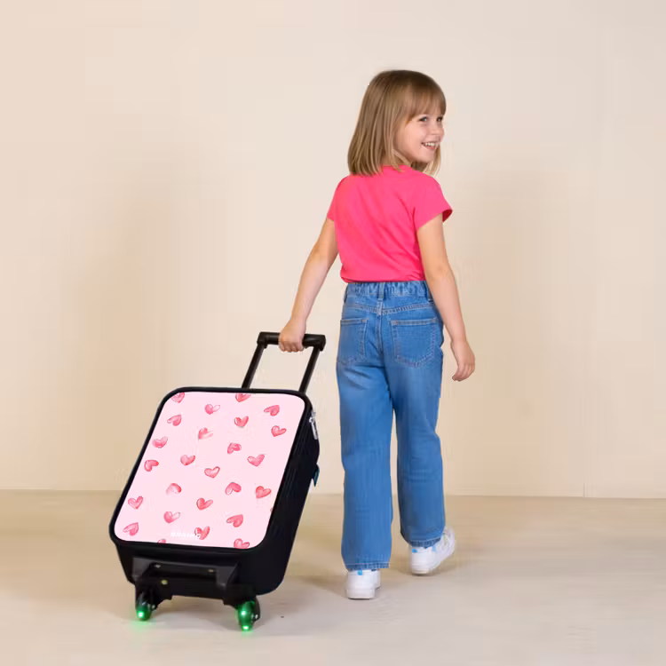 Children's suitcase - Pink hearts — 2