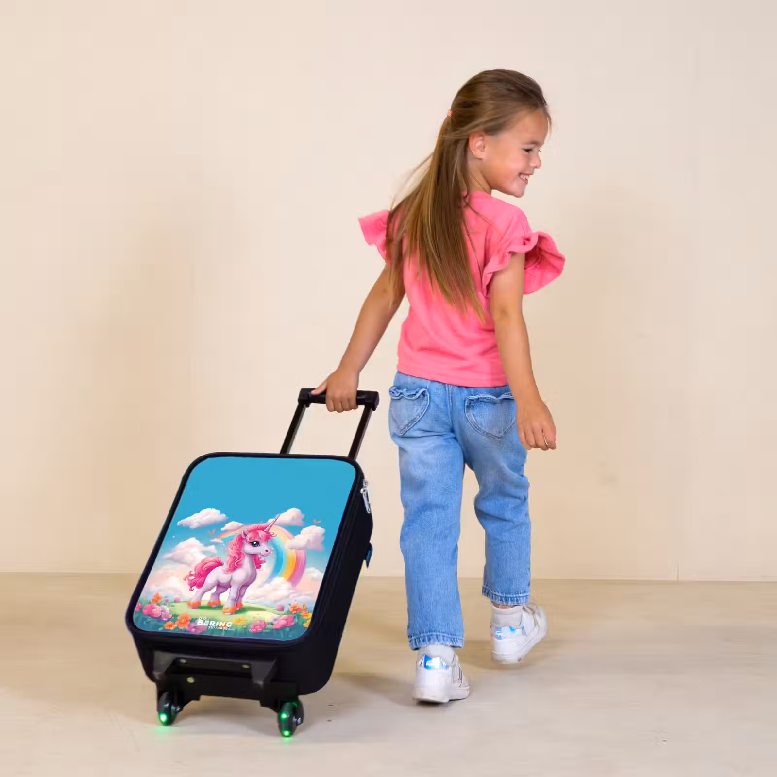Children's suitcase - Cheerful unicorn at a rainbow — 1