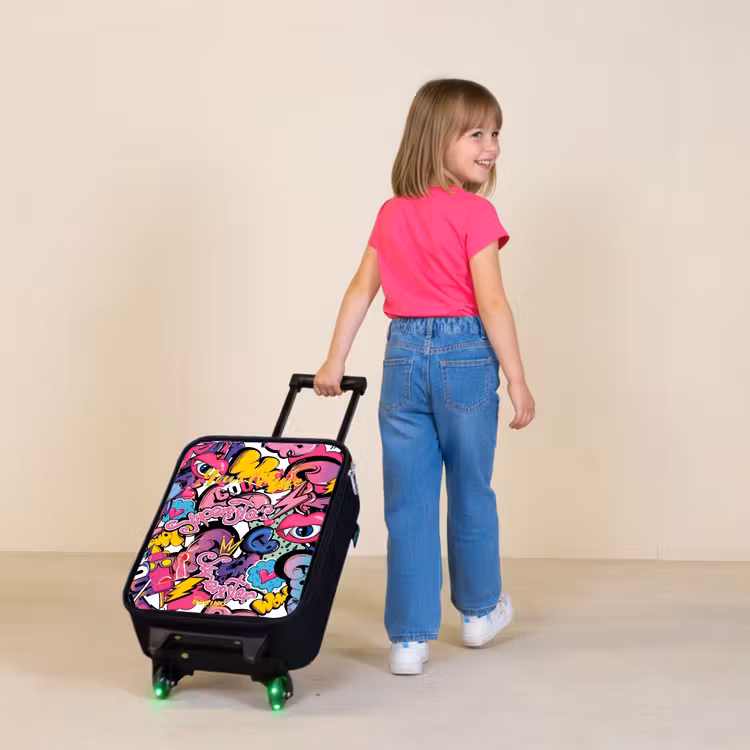 Children's suitcase - Girly graffiti — 2