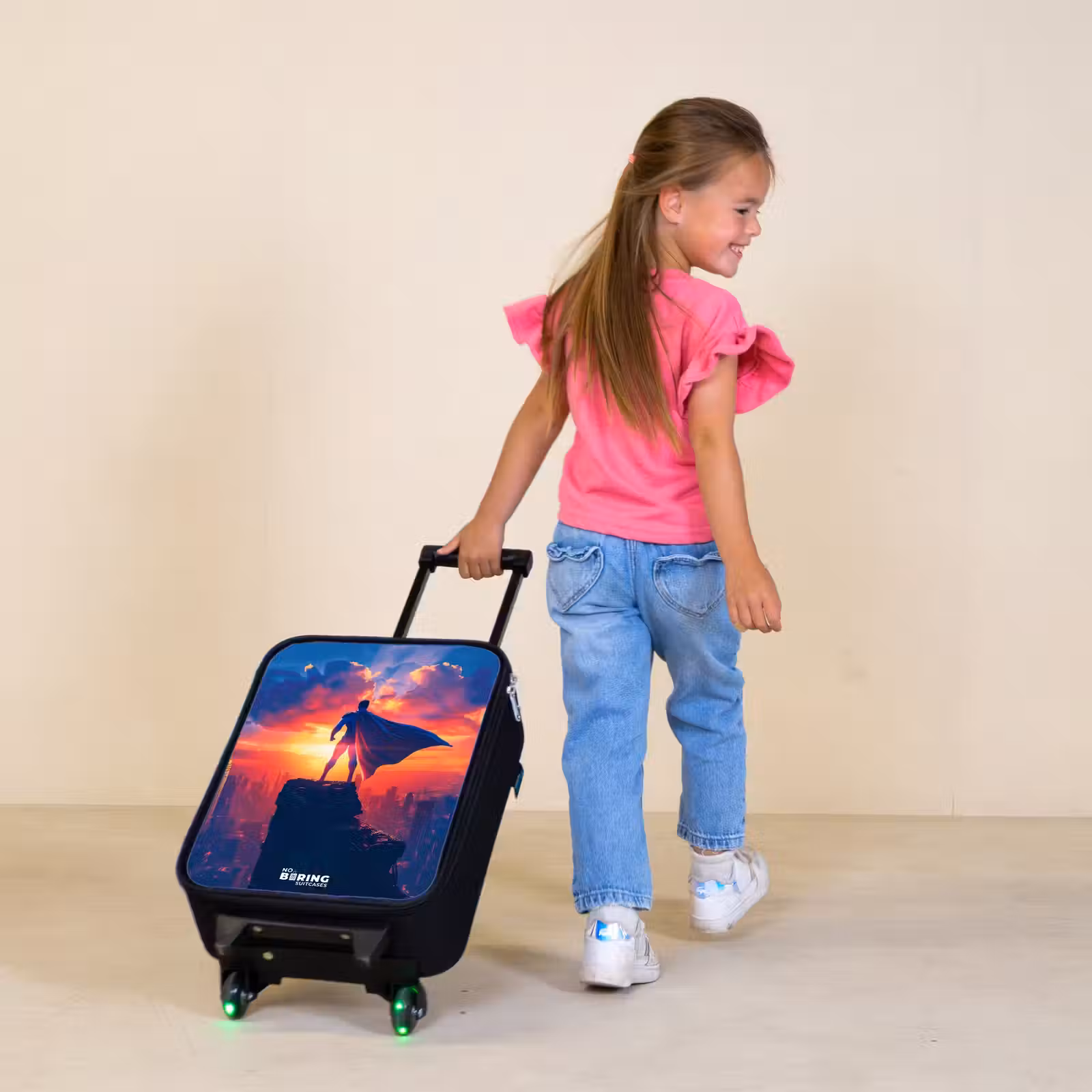 Children's suitcase - Skyscraper superhero — 1