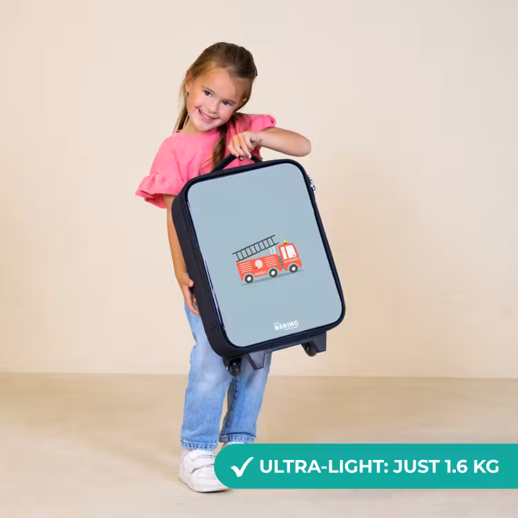 Children's suitcase - Fire engine blue background — 3