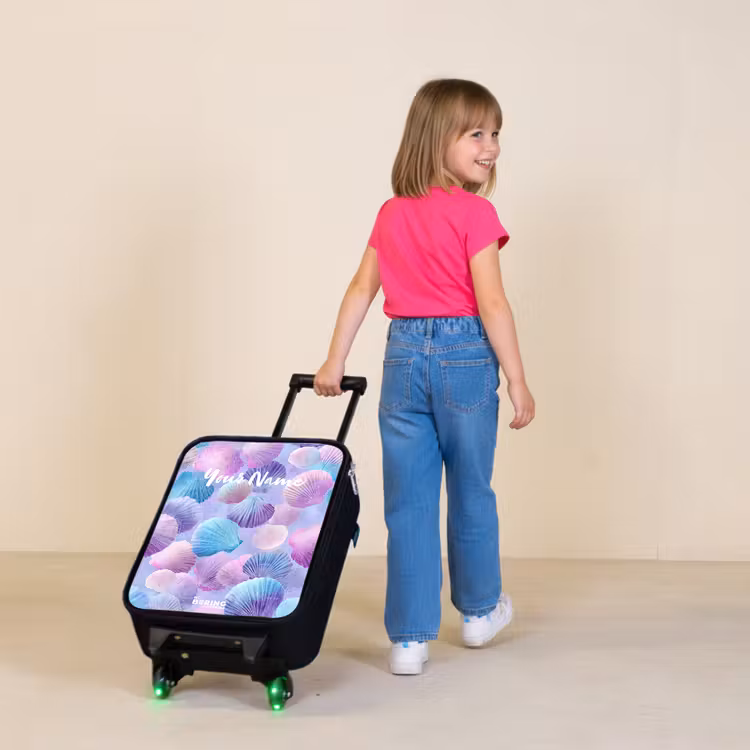 Children's suitcase - Colored shells on a purple background — 2