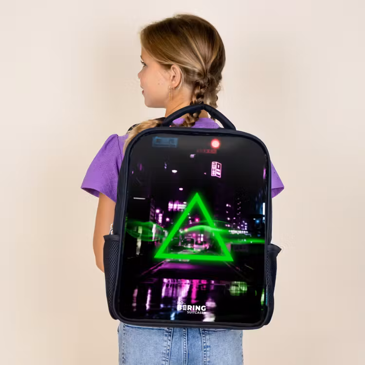 Kids backpack - Black - Bright green triangle over a city street — 4