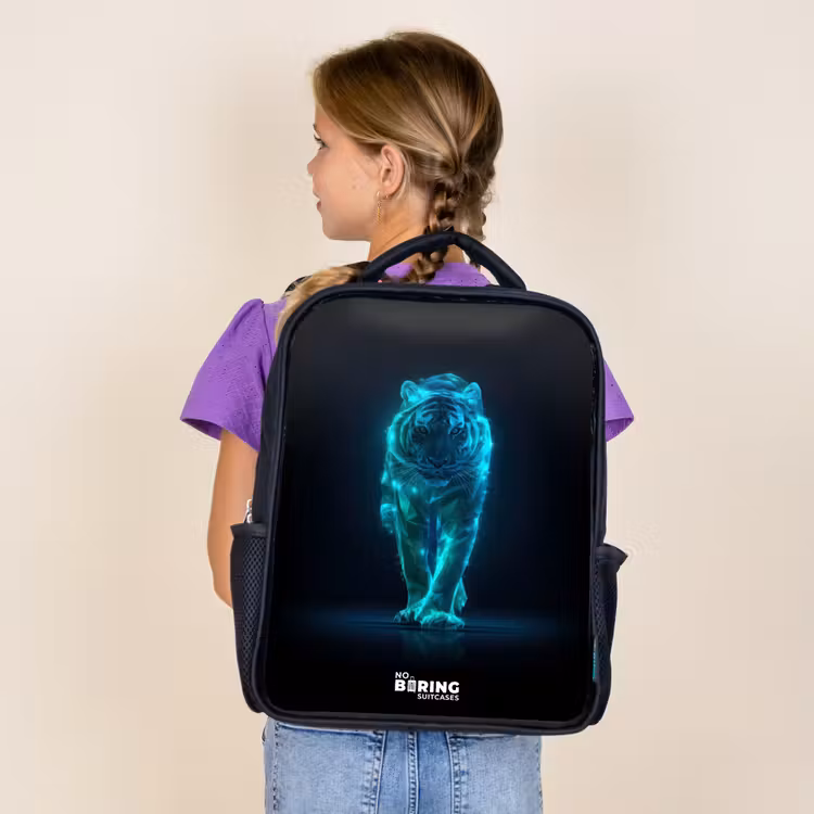 Kids backpack - Black - Glowing tiger in motion — 4