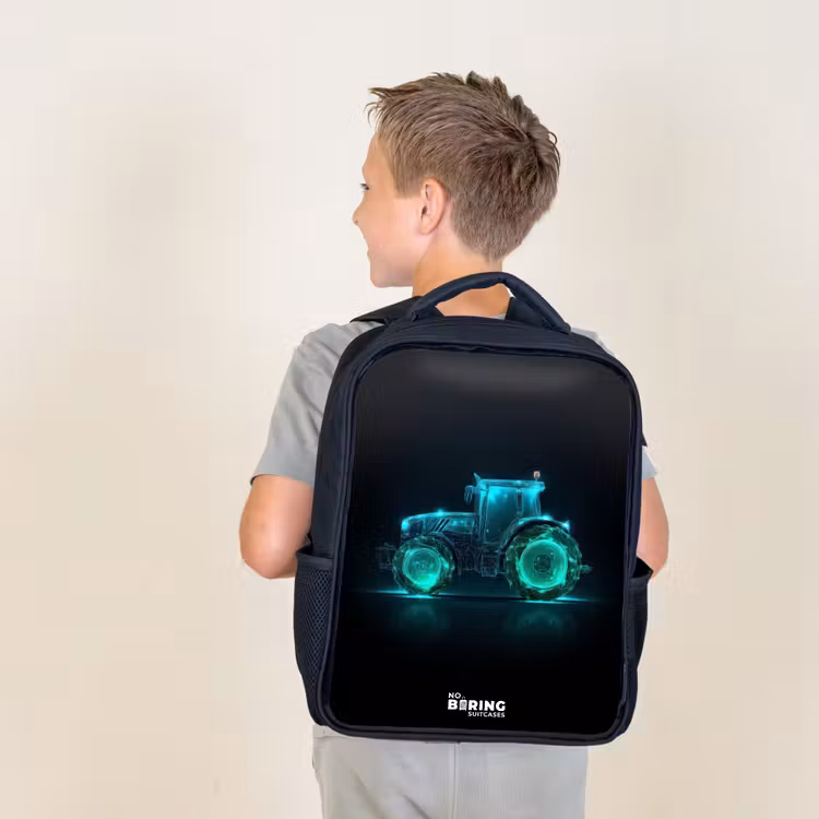 Kids backpack - Black - Neontractor on black background — 2