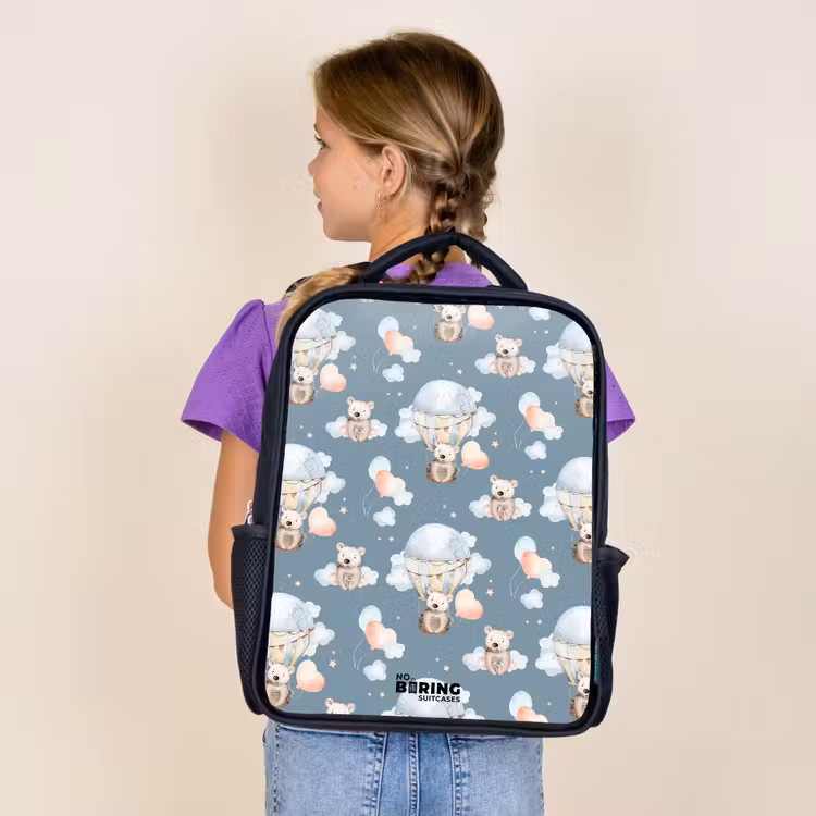 Kids backpack - Black - Bears in hot air balloons among clouds and balloons — 4