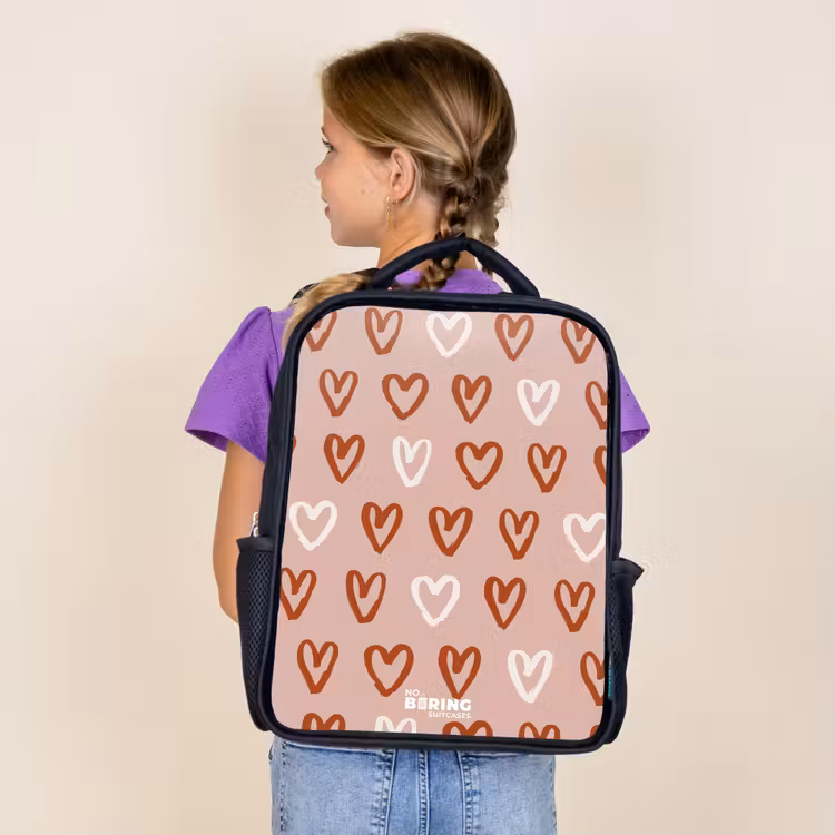 Kids backpack - Black - Heart pattern in pink and white — 4