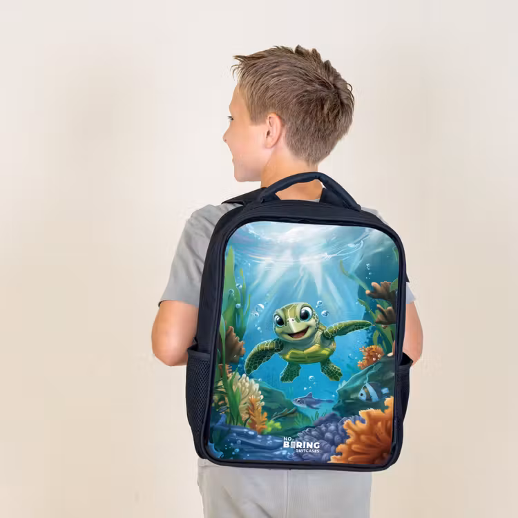 Kids backpack - Black - Green turtle swimming — 2