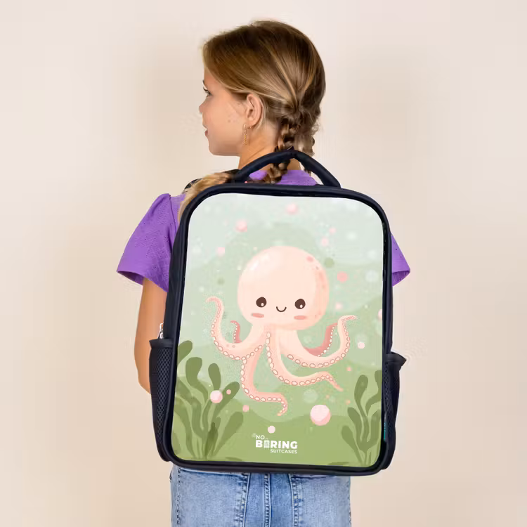 Kids backpack - Black - Pink octopus with a smile — 4