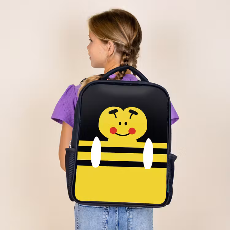 Kids backpack - Black - Animal portrait - bee - yellow — 4