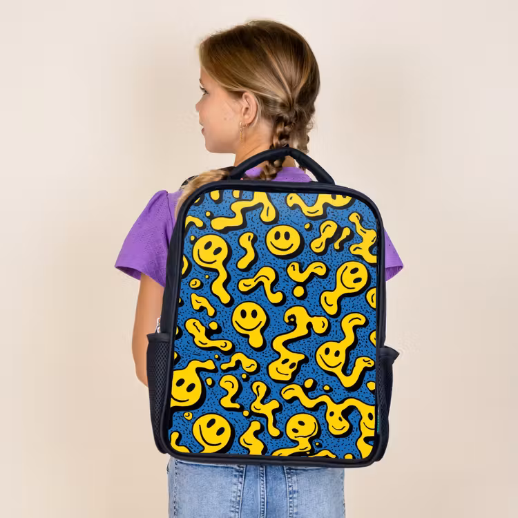 Kids backpack - Black - Laughter waves in yellow chaos — 4