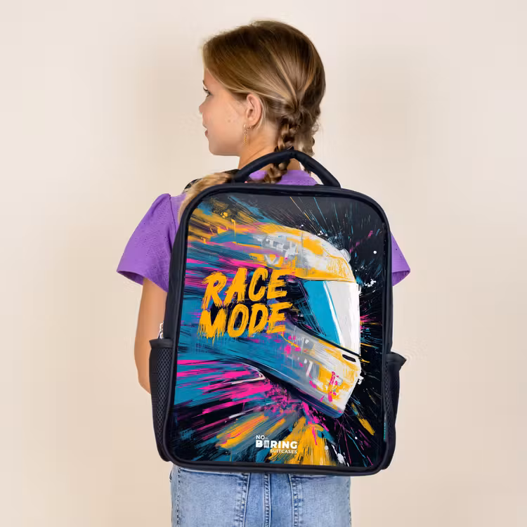 Kids backpack - Black - Racing helmet - Paint splashes - Brush strokes - Racing fashion — 4