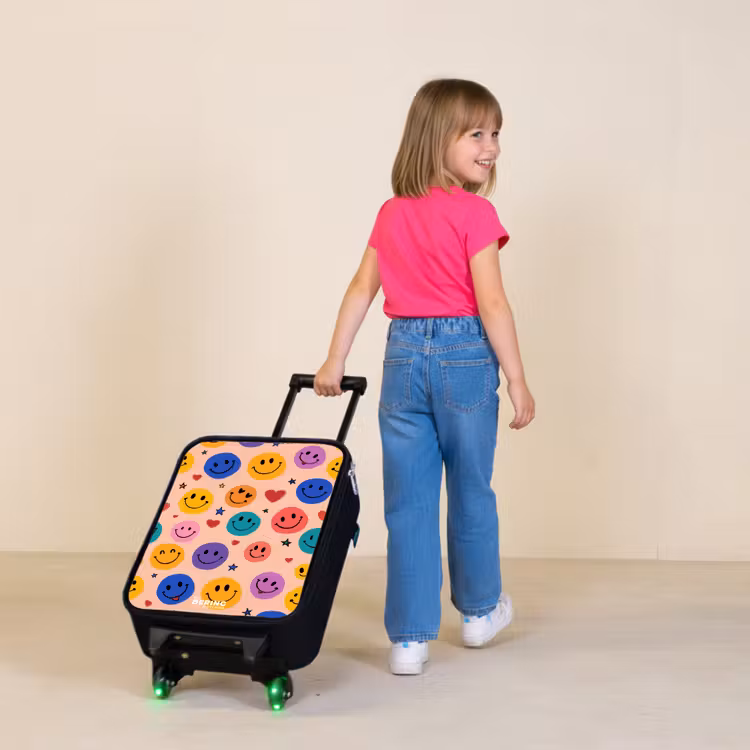 Children's suitcase - Cheerful Smiley Pattern — 2