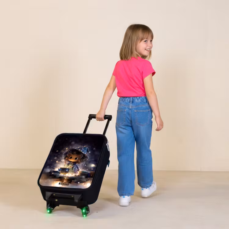 Children's suitcase - Magical Night of Magic — 2