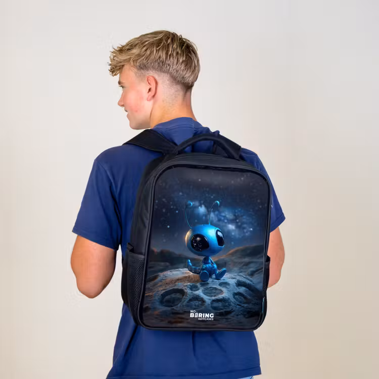 Kids backpack - Black - Blue alien creature under starry sky — 5