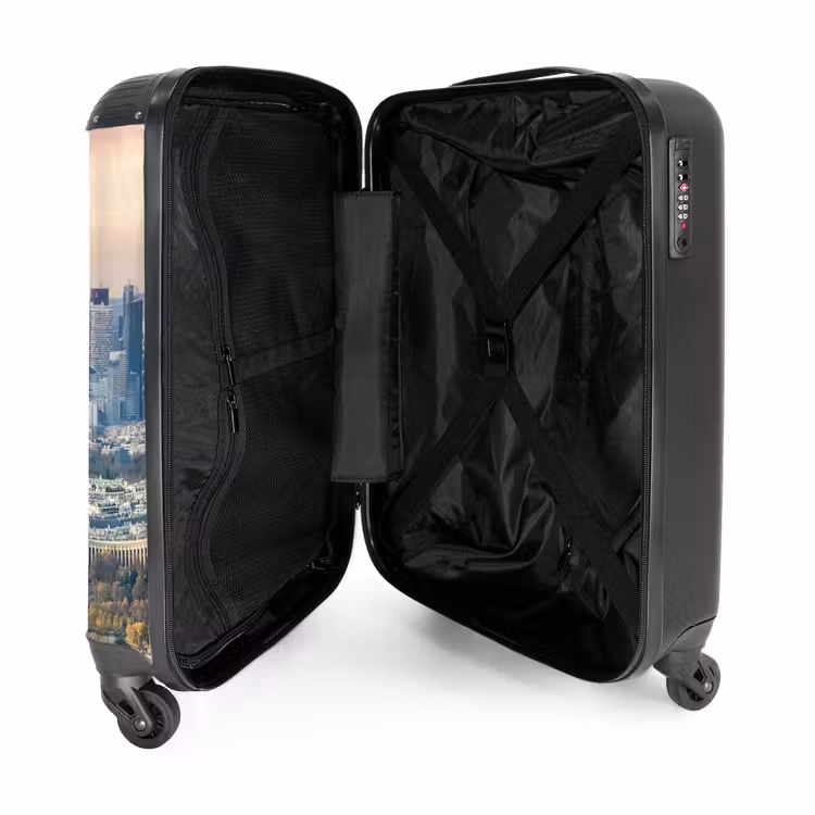 Suitcase - Eiffel Tower - Autumn - Paris - Evening — 4