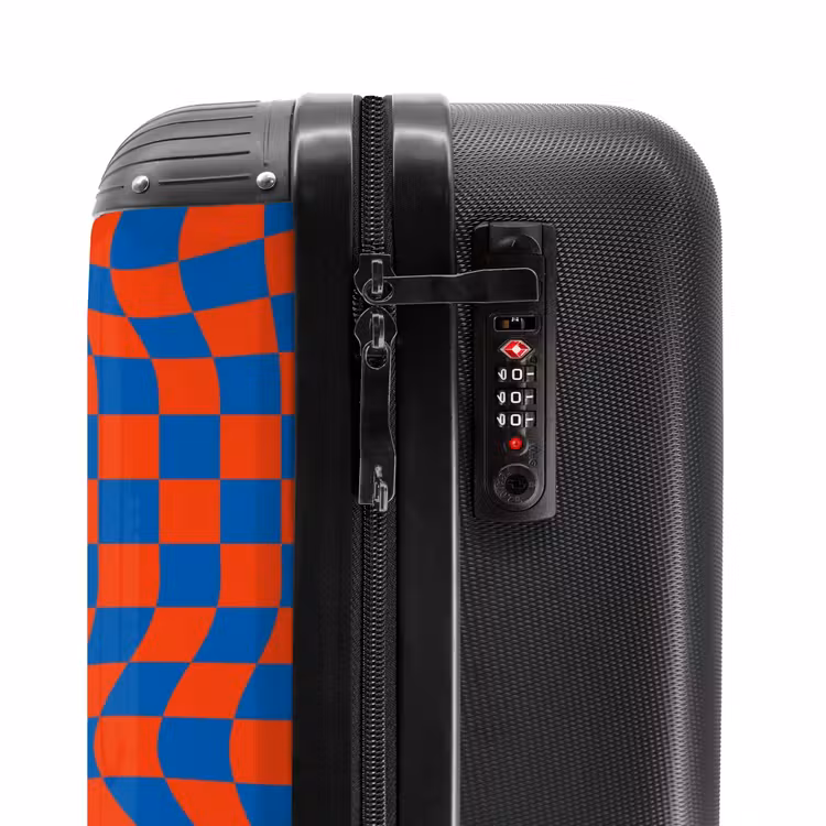Suitcase - Patterns - Optical illusion in red and blue — 5