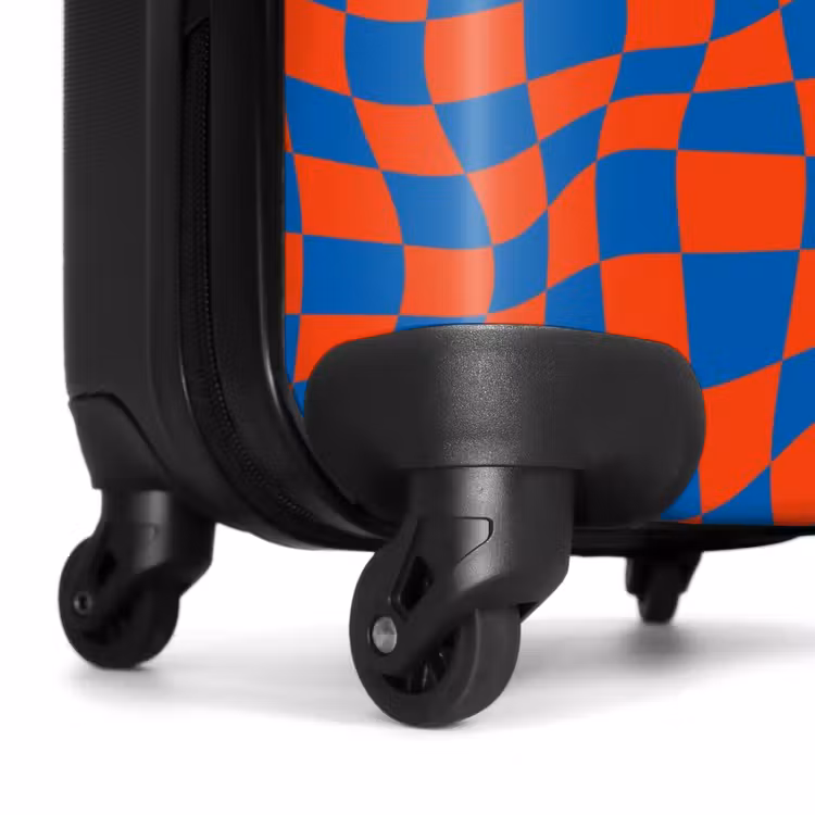 Suitcase - Patterns - Optical illusion in red and blue — 6