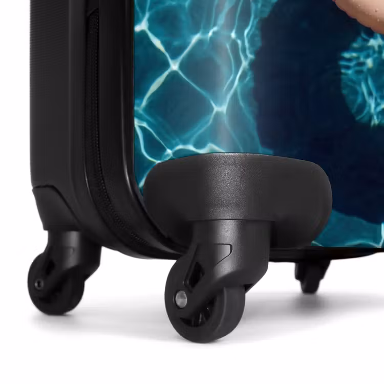 Suitcase - Floating - Float - Water — 7