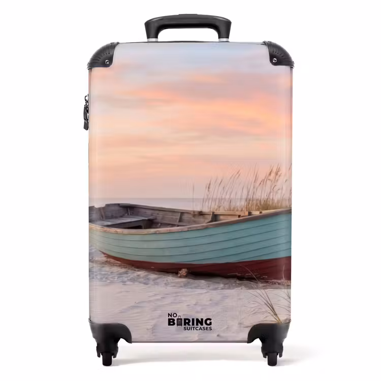 Suitcase - Rustic - Rowing boat - Sandy beach — 1
