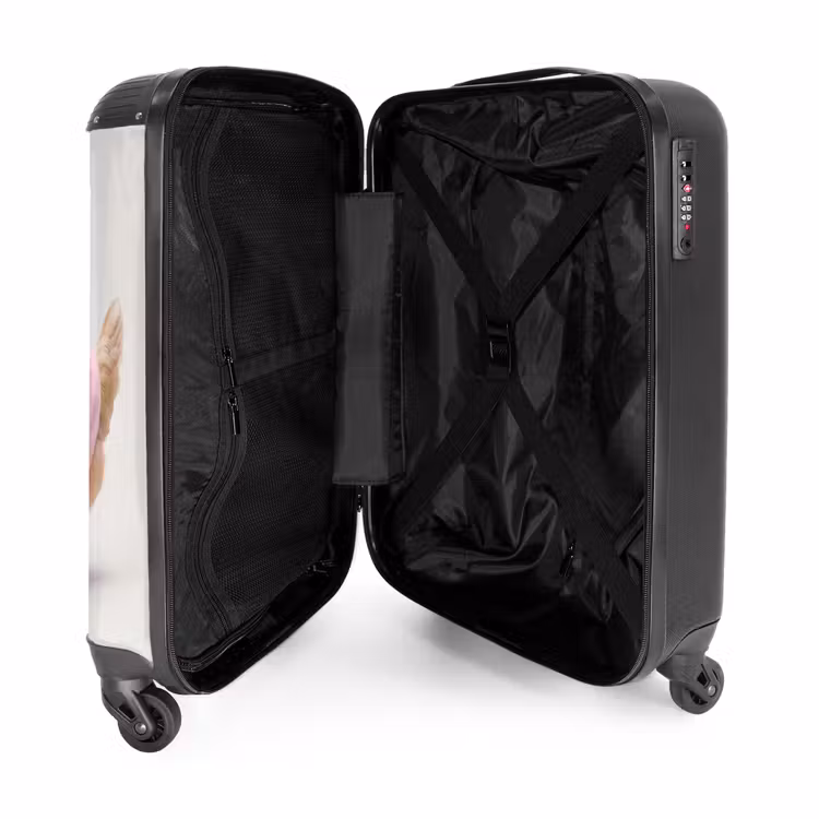 Suitcase - Chickens - Bathrobe - Stool pins - Heels — 5