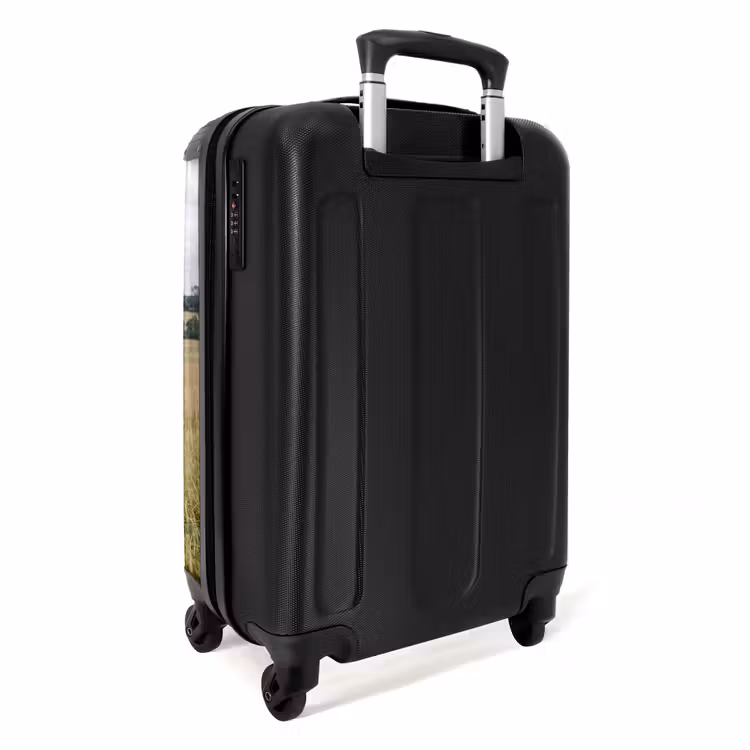 Suitcase - upload-6a4f5c526792f-92-gigapixel-standard-v2-15x — 4