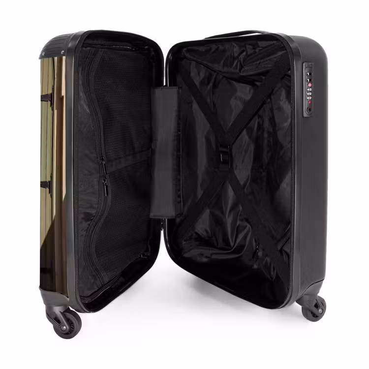 Suitcase - Door - Wood - Architecture - Greenery - Rustic — 5