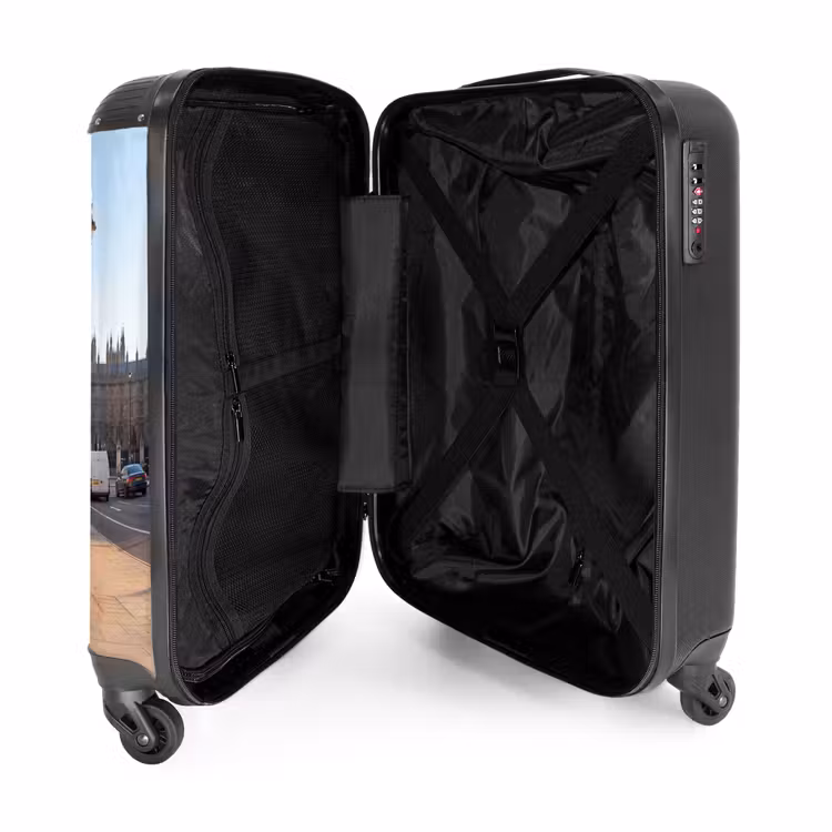 Suitcase - Phone Booth - Red - London - City - Architecture — 5