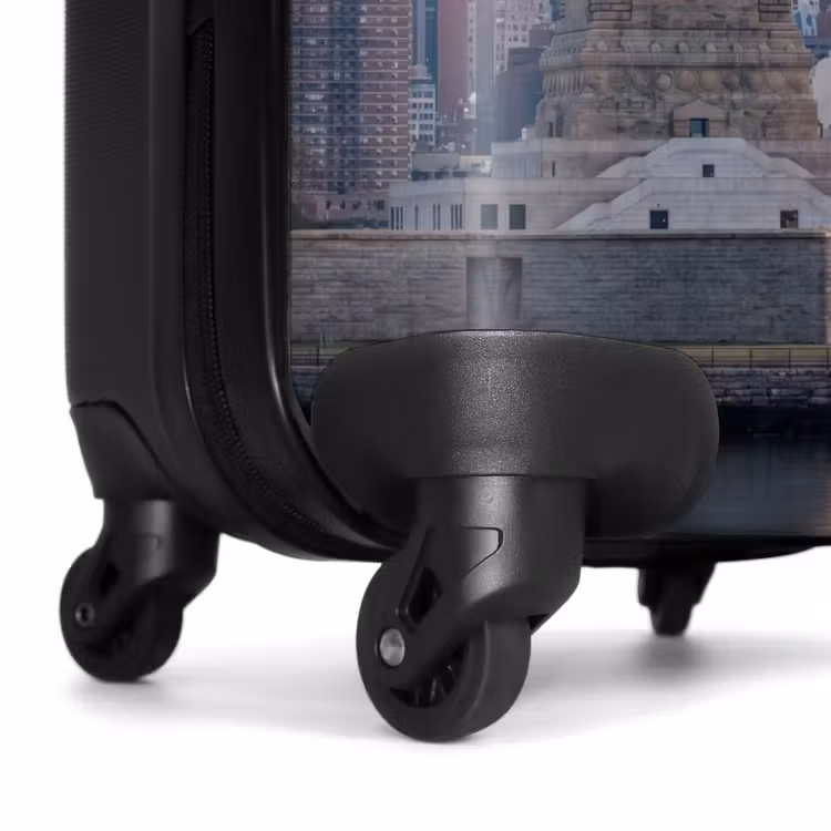 Suitcase - Statue of Liberty - New York - Sunrise - City - Architecture — 7