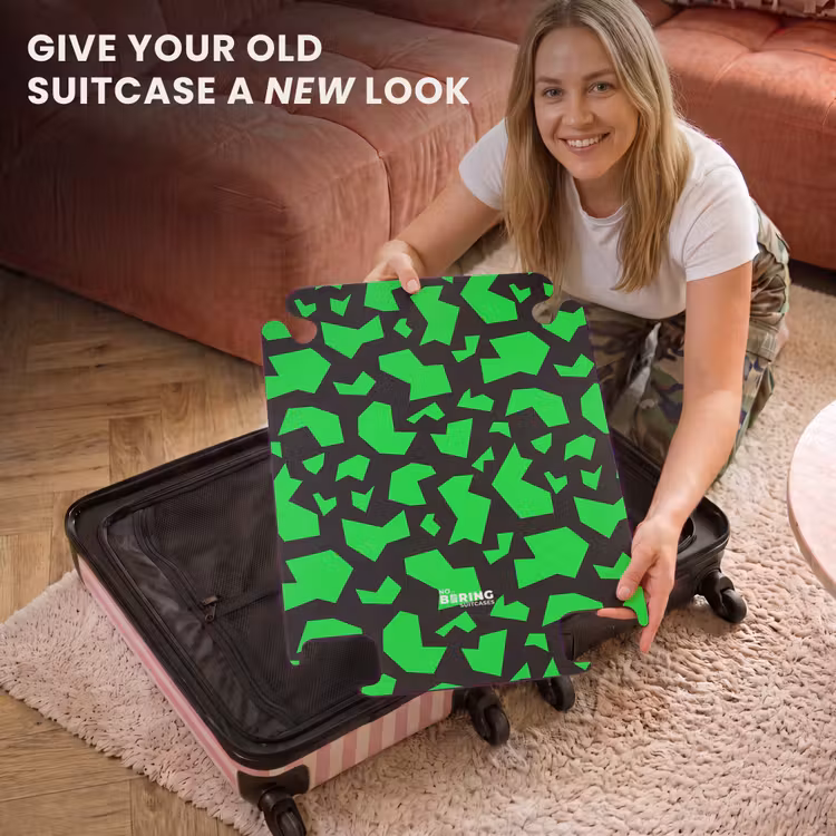 CaseSwap - Green fragments on black — 3
