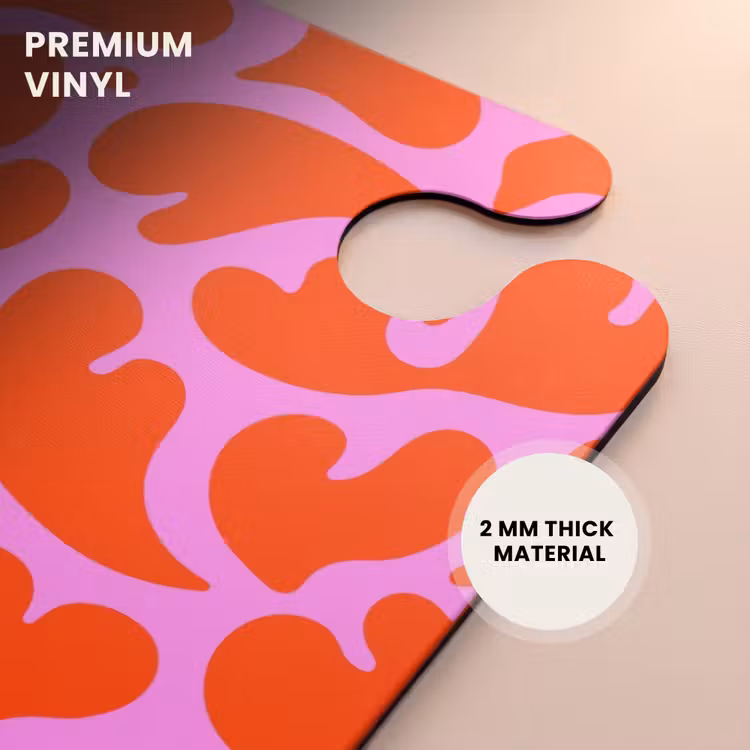 CaseSwap™ - Organic heart motif in red on pink background — 6