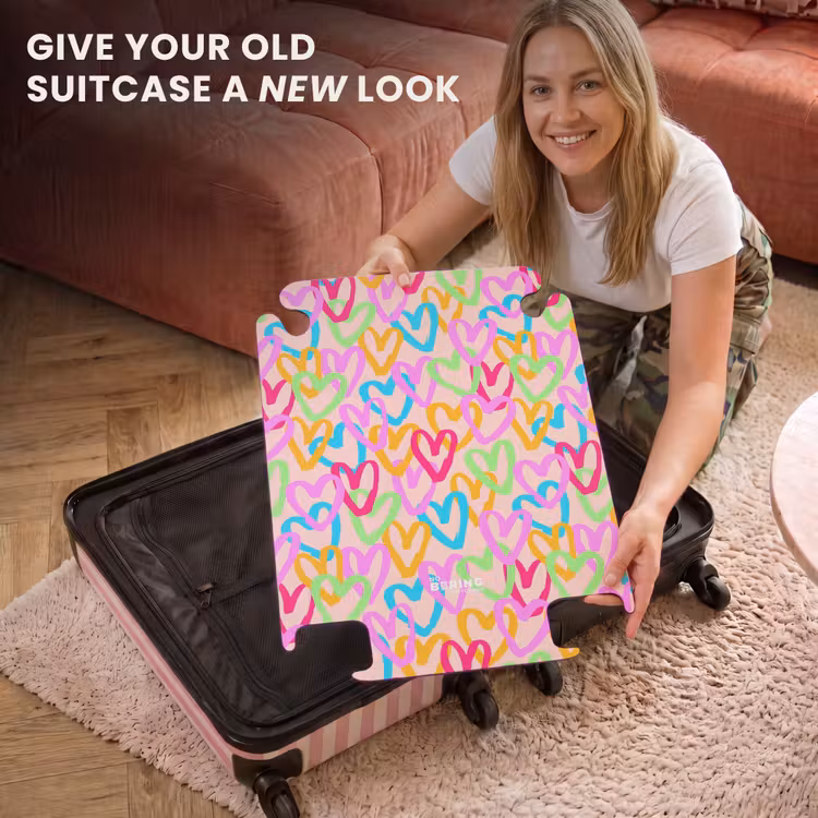 CaseSwap™ - Colorful heart pattern on pastel pink — 3