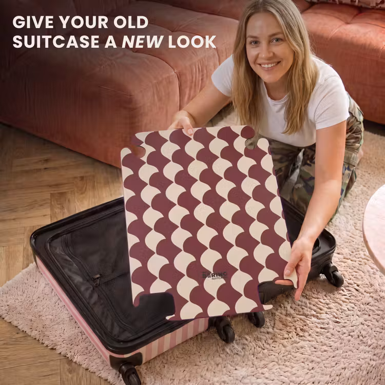 CaseSwap™ - Red - Tile pattern - Cream — 3
